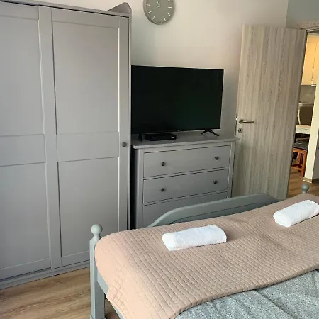 Gizella Apartman Balatonalmádi Exterior photo