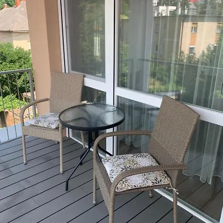 Gizella Apartman Balatonalmádi Exterior photo